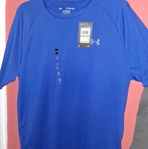Under Armour Men's Short Sleeve Tee in Vibrant Blue. Size LT
